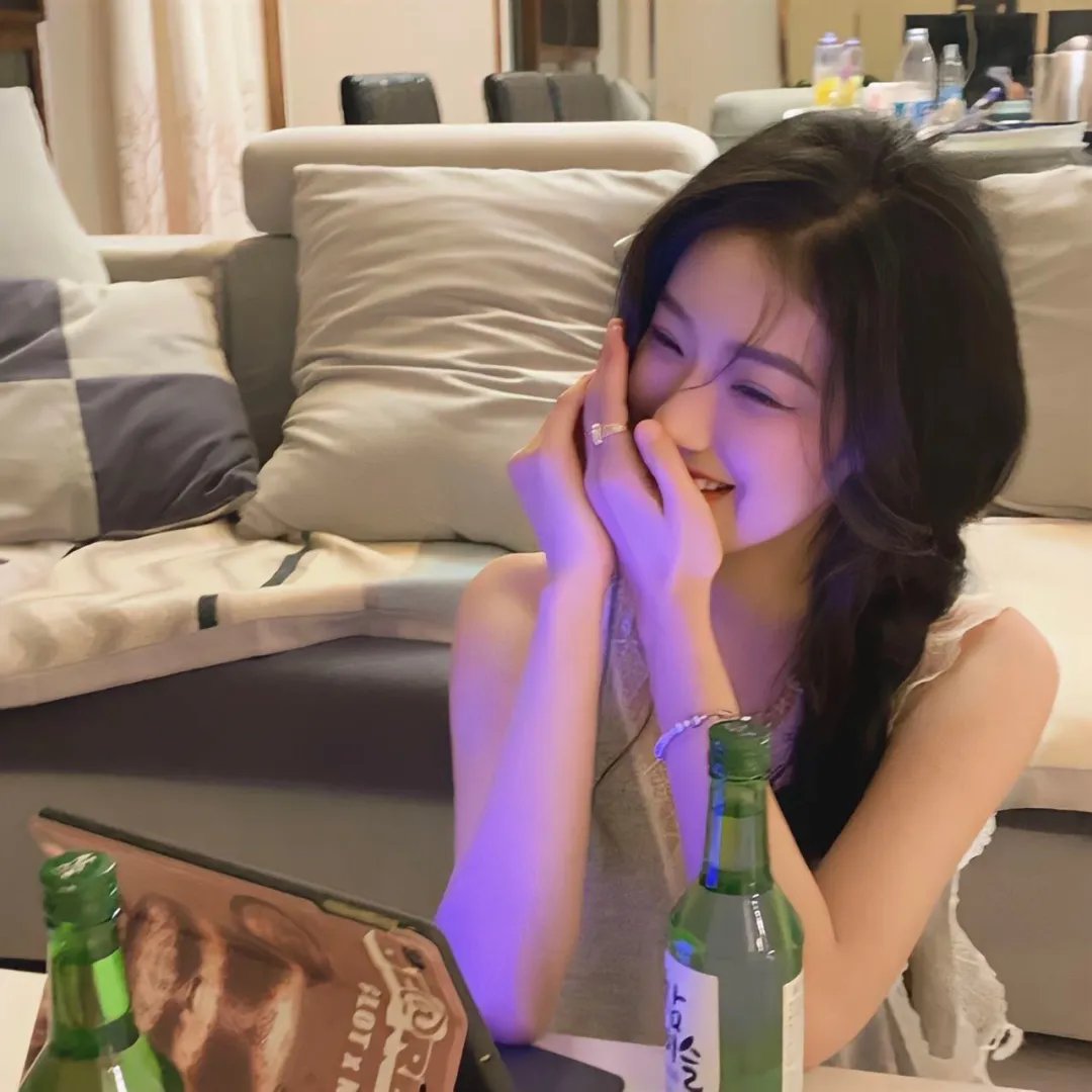 综艺录制现场实拍：竞技节目选手录制现场起冲突，现场观众起哄